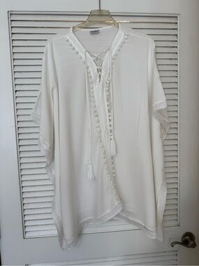 Women’s White Pom-Pom Lace-Trim Swim Coverup Tunic